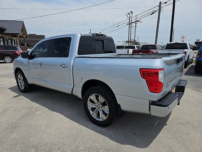 2018 Nissan Titan