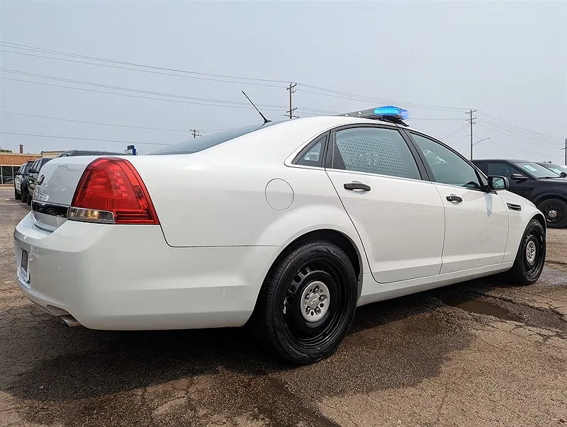 2014 Chevrolet Caprice Police image 2