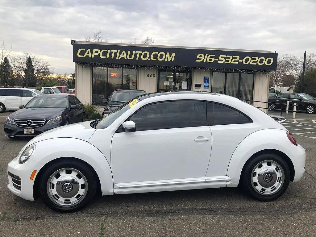 2018 Volkswagen Beetle Coast image 3