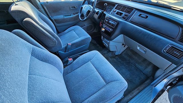 1997 Honda Odyssey LX image 9