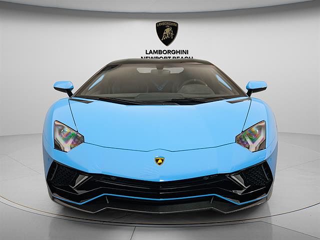 2022 Lamborghini Aventador