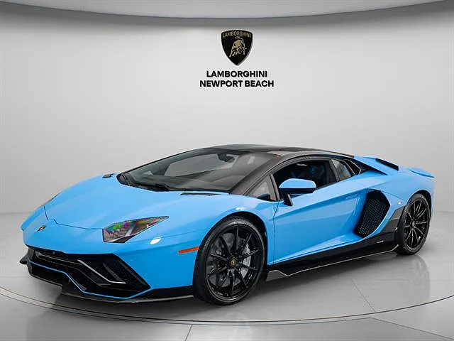 2022 Lamborghini Aventador