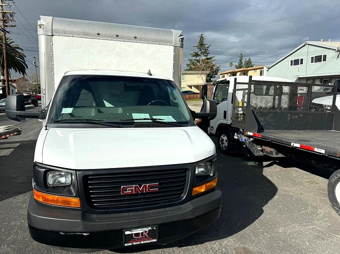 2018 GMC Savana