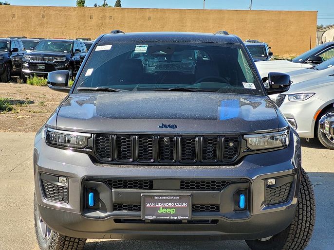 2023 Jeep Grand Cherokee