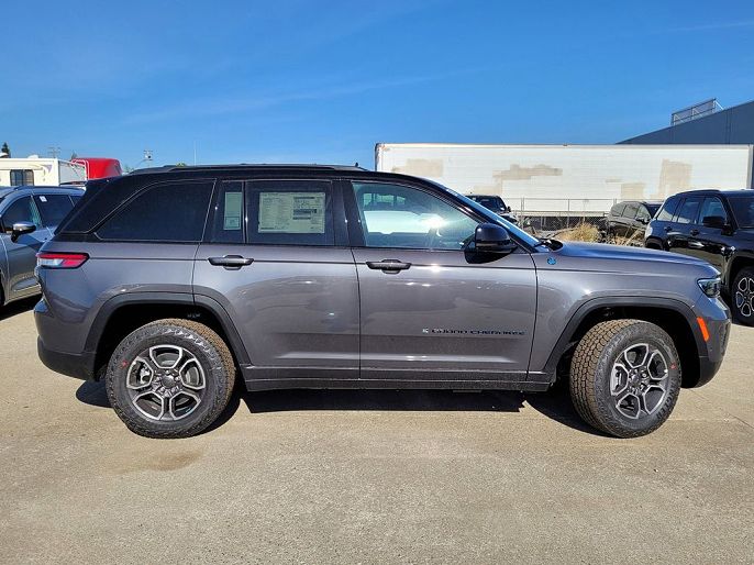 2023 Jeep Grand Cherokee