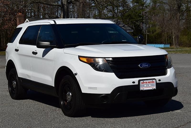 2015 Ford Explorer Police Interceptor image 2