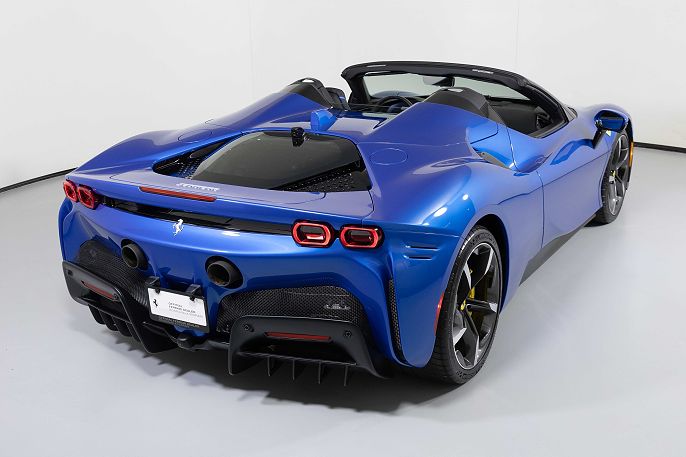 2024 Ferrari SF90