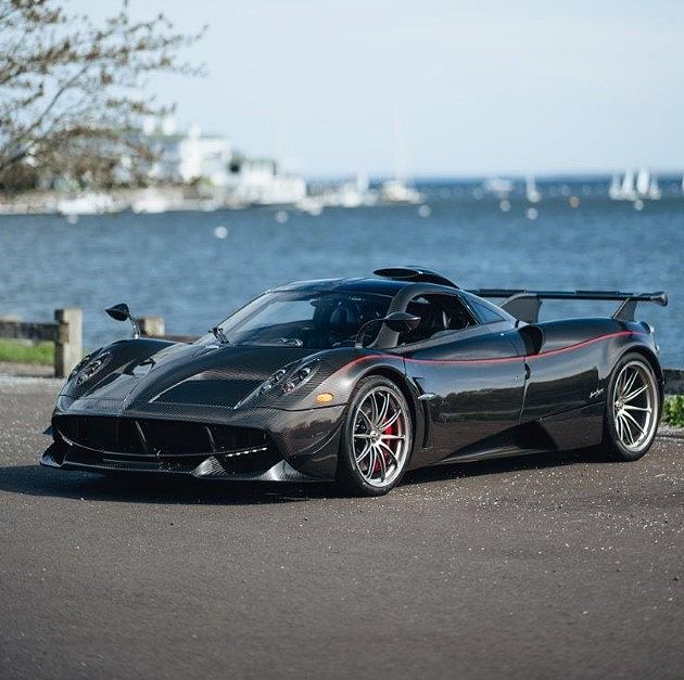 2014 Pagani Huayra