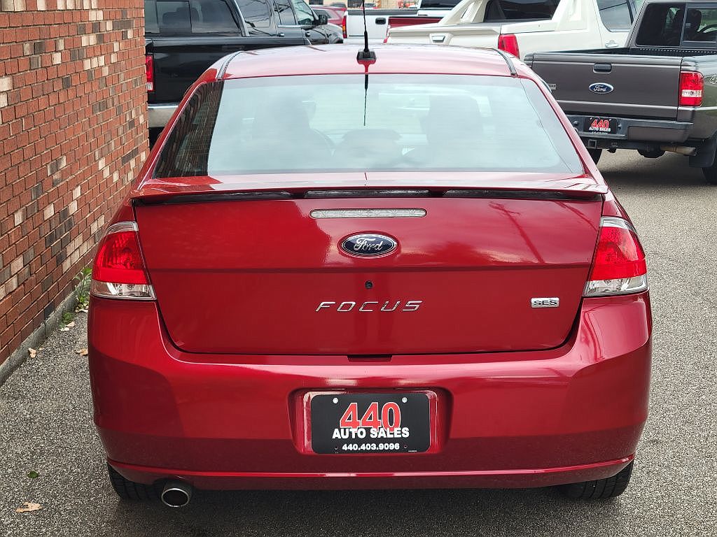 2009 Ford Focus SES image 3