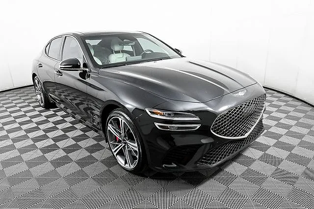 2025 Genesis G70