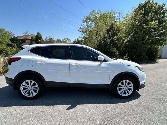 2017 Nissan Rogue Sport