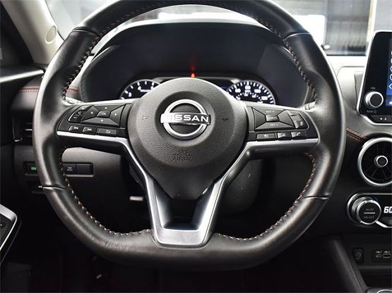 2024 Nissan Sentra SR photo 11