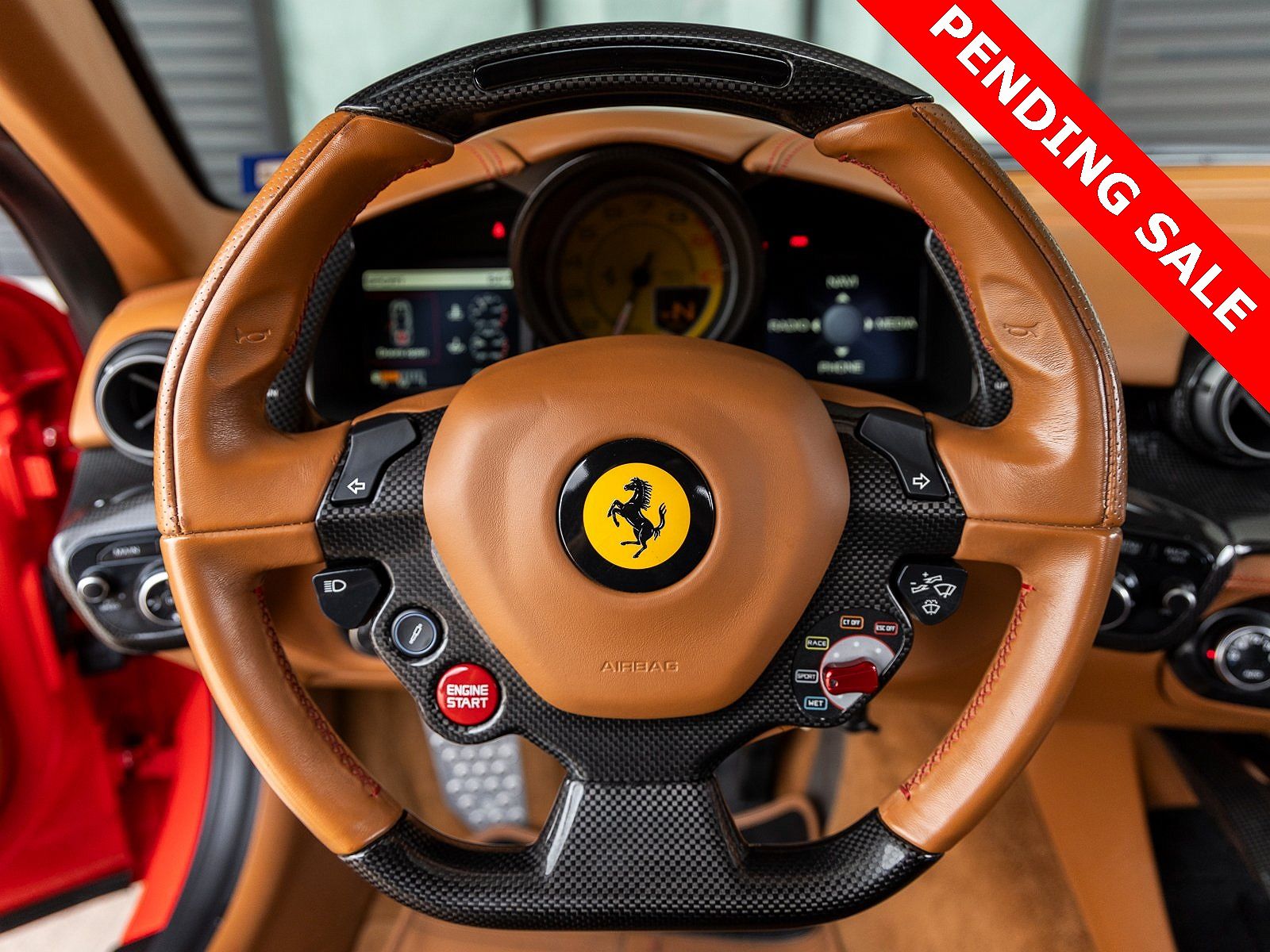2014 Ferrari F12 Berlinetta image 28