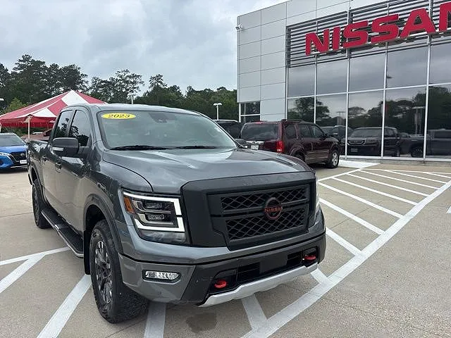 2023 Nissan Titan