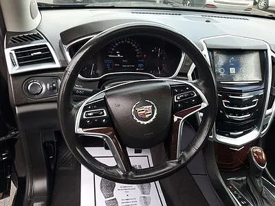 2014 Cadillac SRX Luxury image 2
