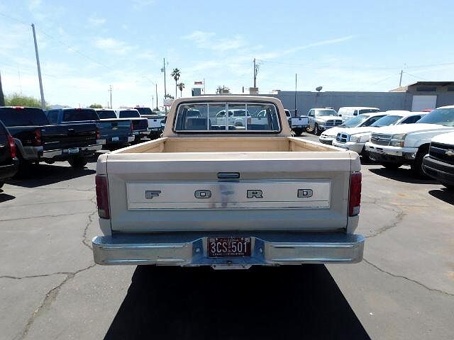 1981 Ford F-250 null image 5