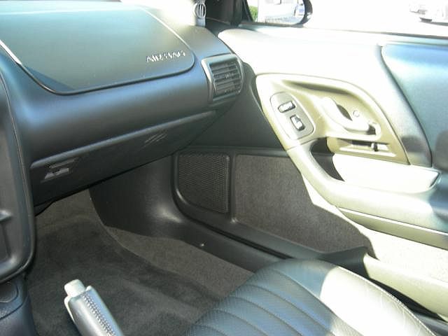 2002 Chevrolet Camaro Z28 image 4
