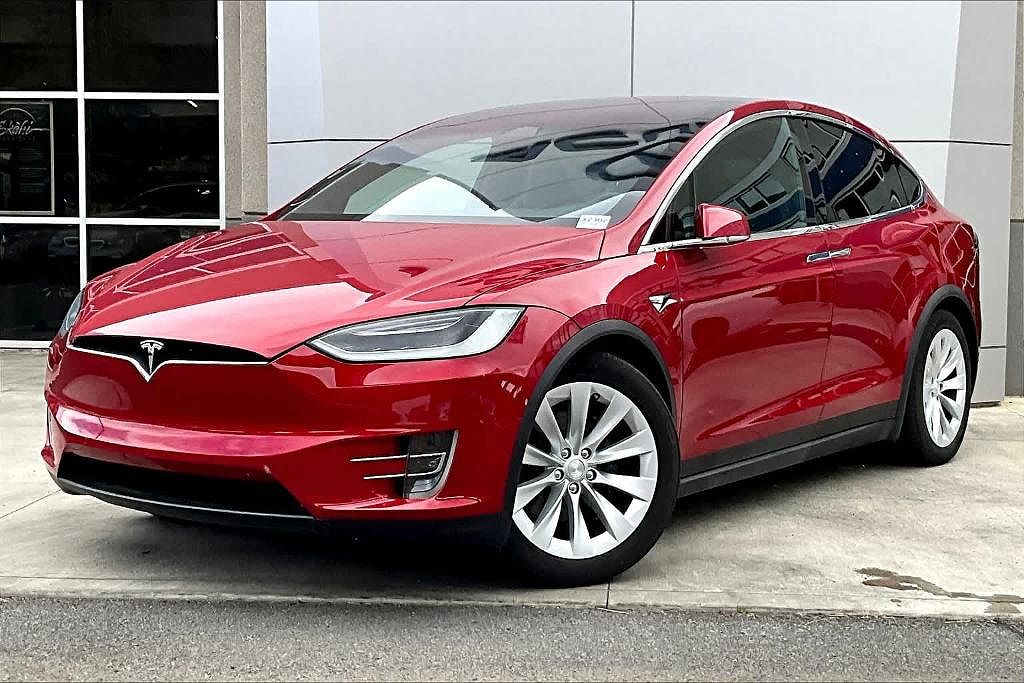 2018 Tesla Model X 75D image 0