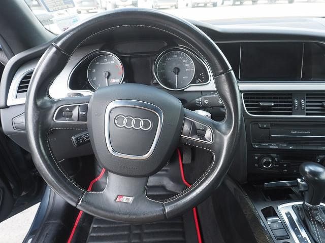 2010 Audi S5 Prestige image 4