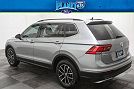 2021 Volkswagen Tiguan SE image 6