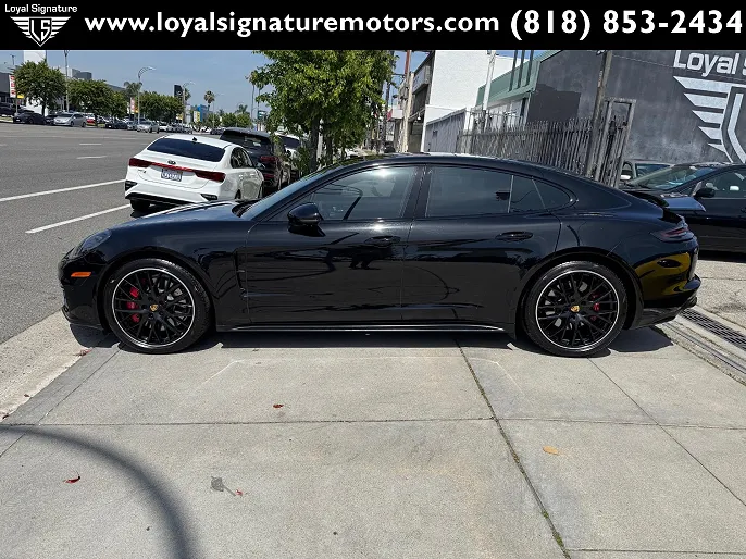 2019 Porsche Panamera