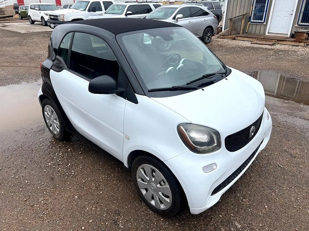 2017 Smart Fortwo Passion image 5