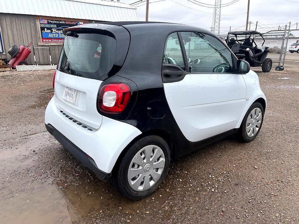 2017 Smart Fortwo Passion image 7