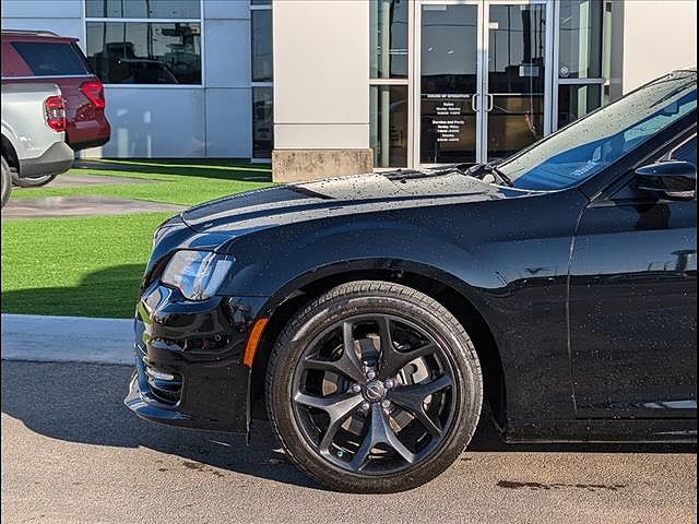 2023 Chrysler 300