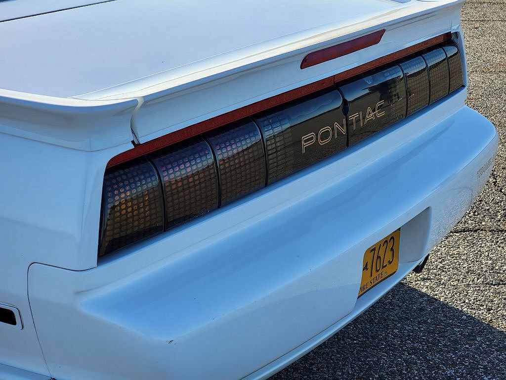 1991 Pontiac Firebird Trans Am image 23