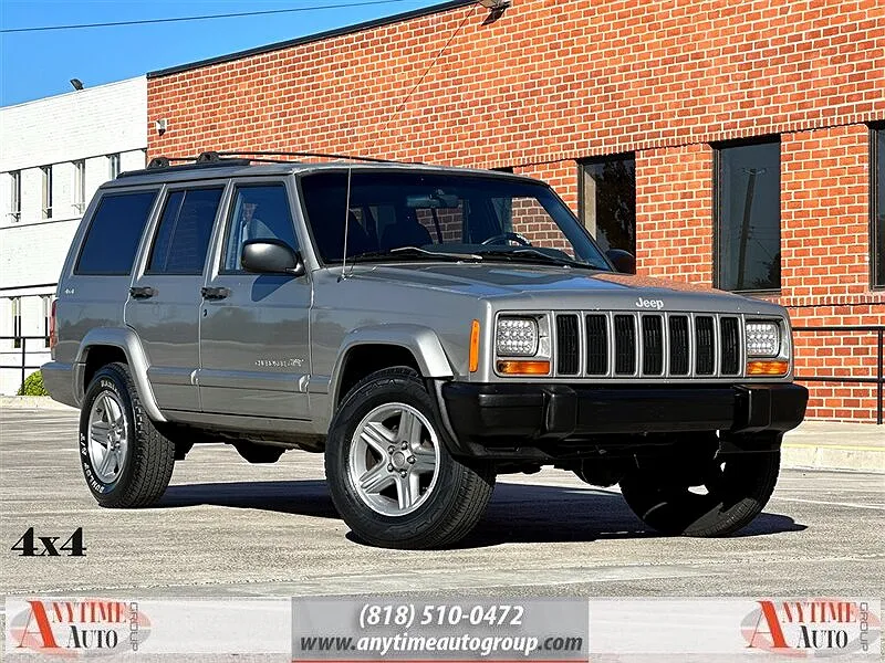 2000 Jeep Cherokee Classic image 0