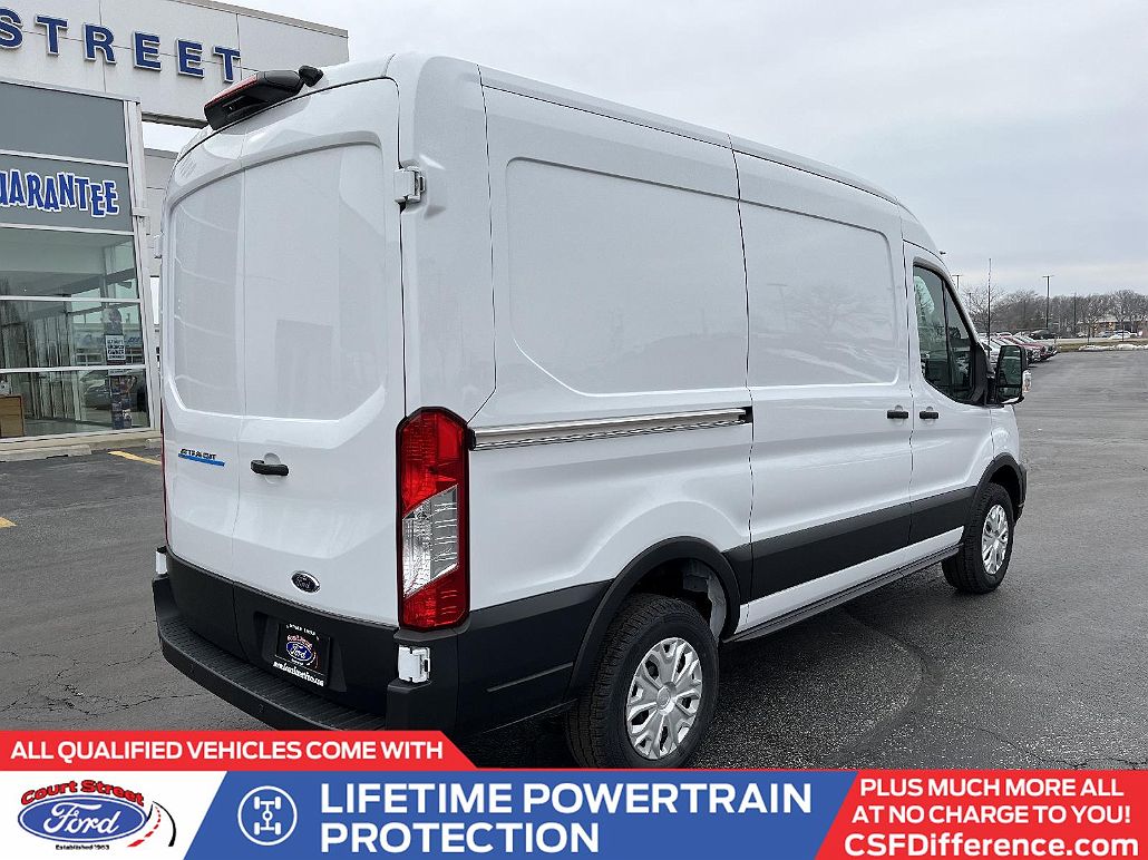 2023 Ford E-Transit null image 5