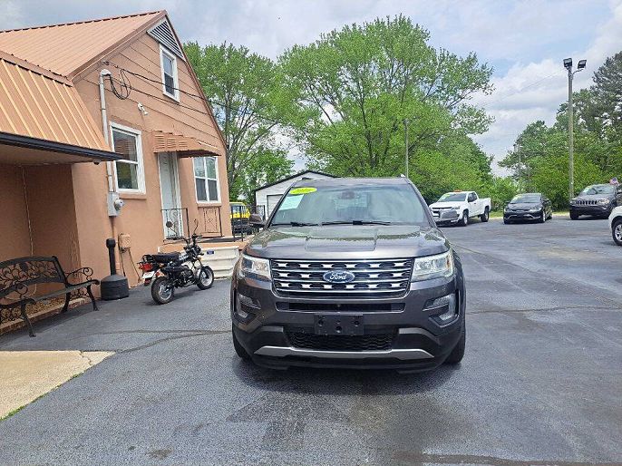 2016 Ford Explorer