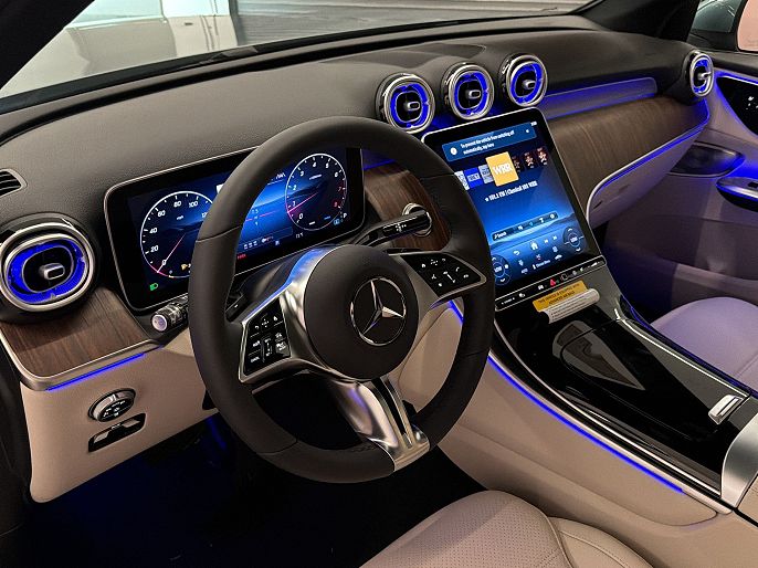 2026 Mercedes-Benz GLC