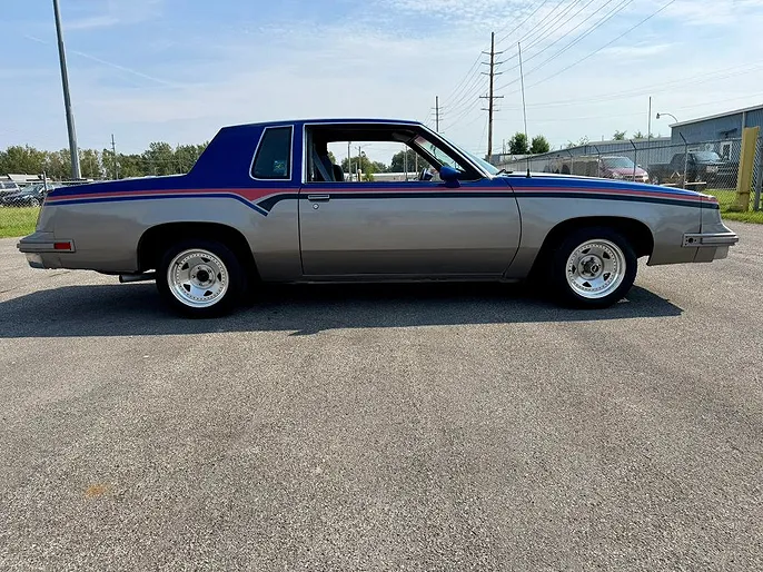 1984 Oldsmobile Cutlass Supreme