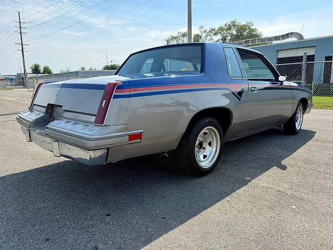 1984 Oldsmobile Cutlass Supreme