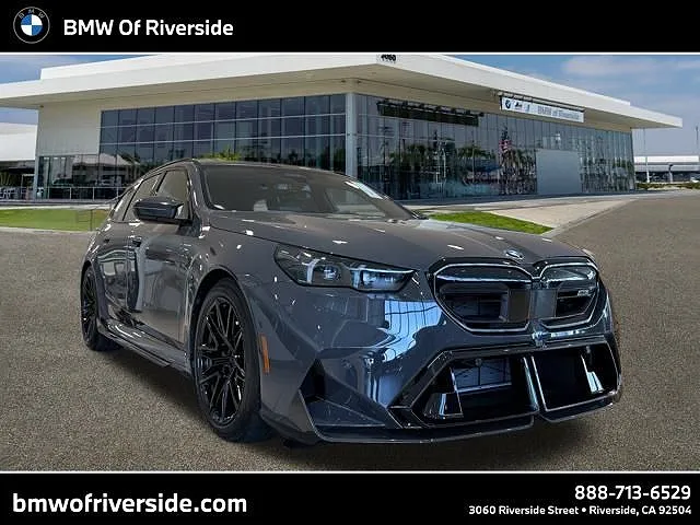 2025 BMW M5