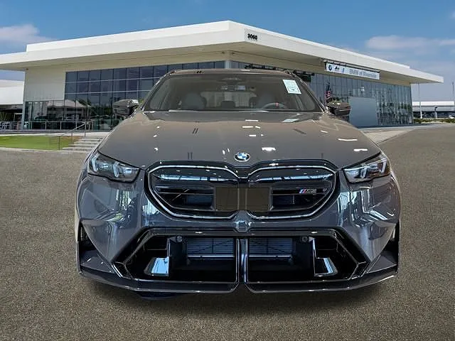 2025 BMW M5