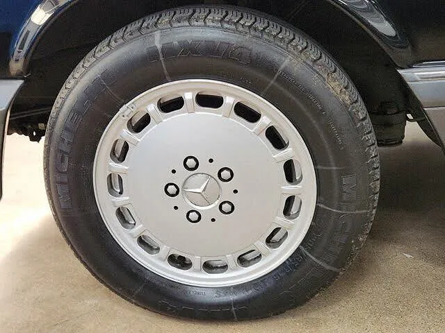 1990 Mercedes-Benz 420
