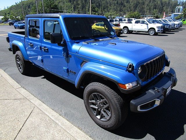 2024 Jeep Gladiator