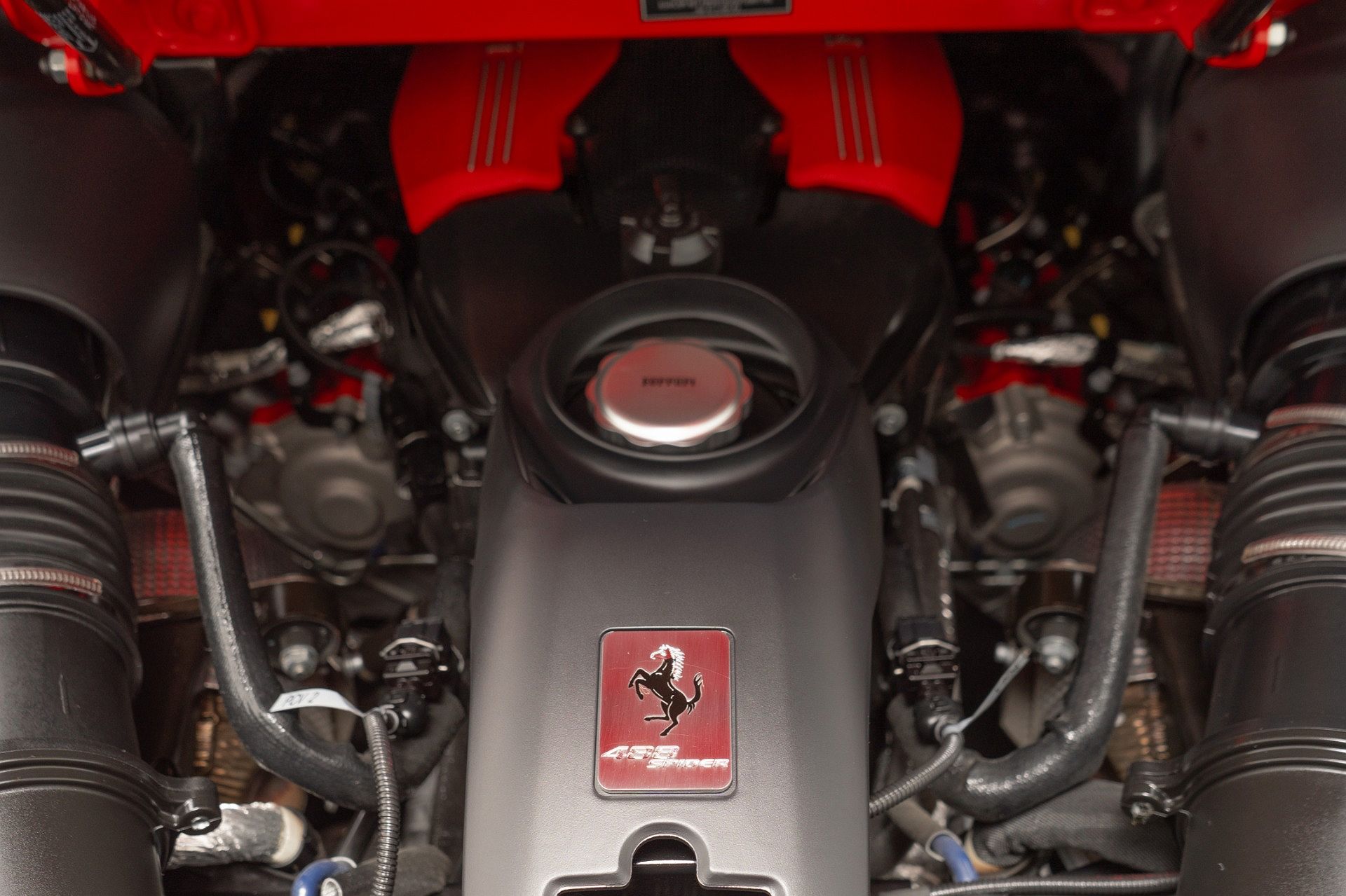 2019 Ferrari 488 Spider image 10
