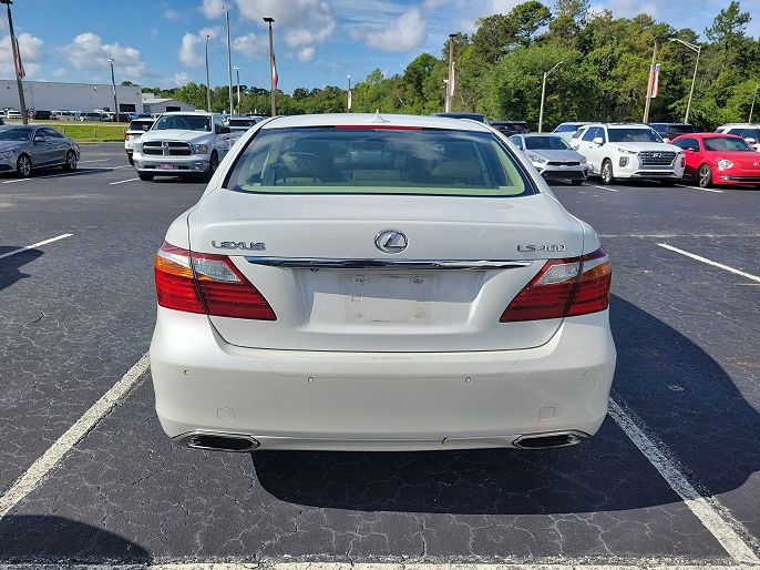 2010 Lexus LS