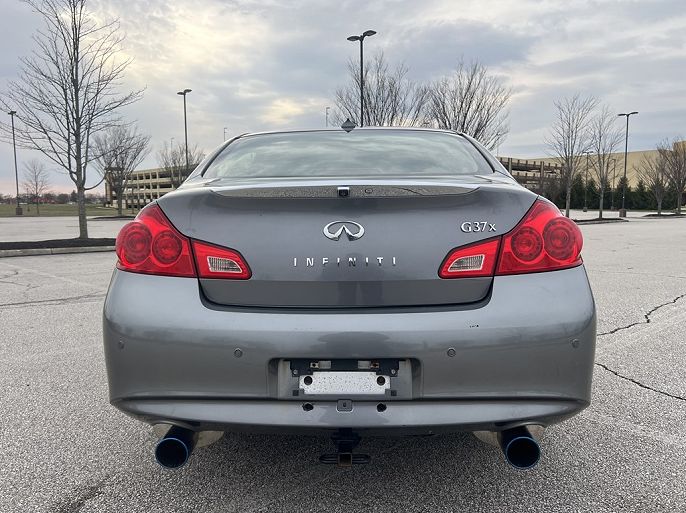2012 Infiniti G37