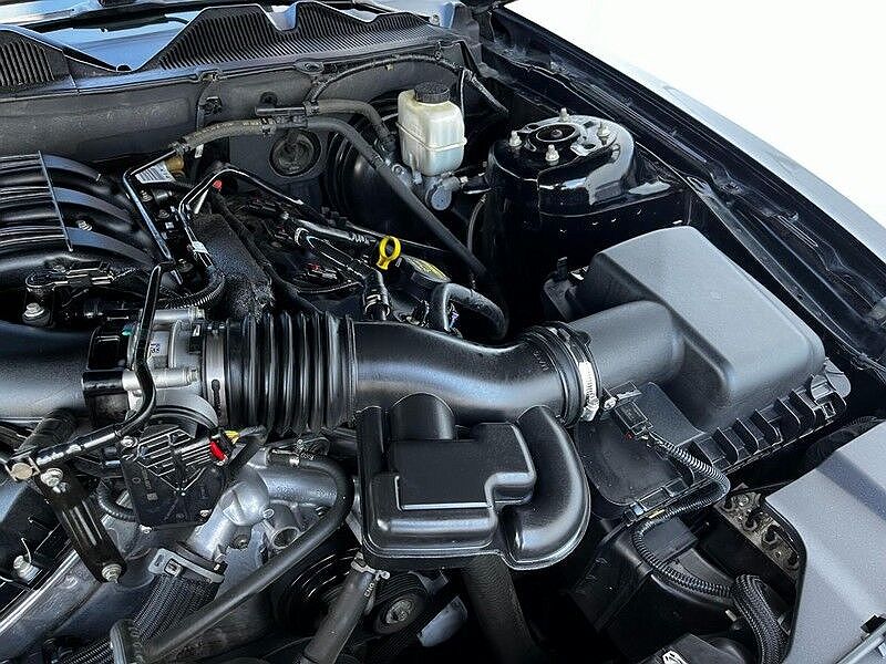 2013 Ford Mustang null image 41