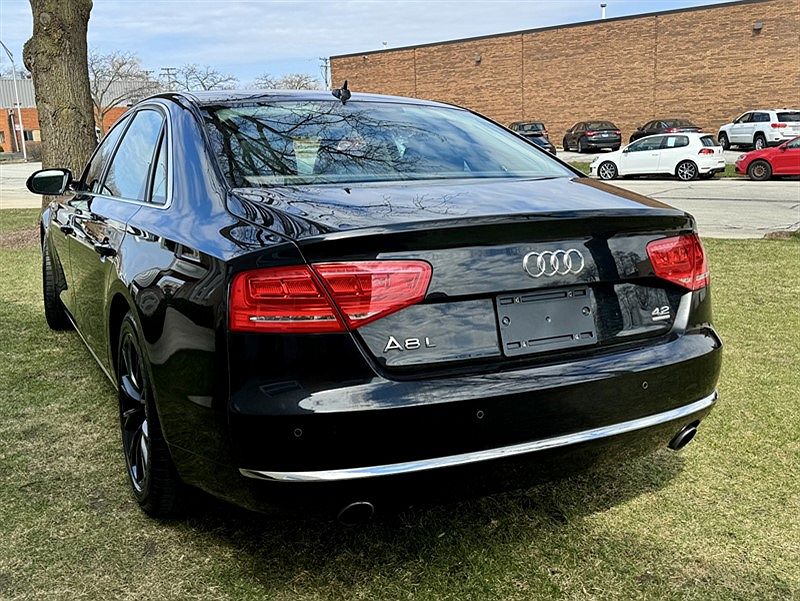 2011 Audi A8 L image 5