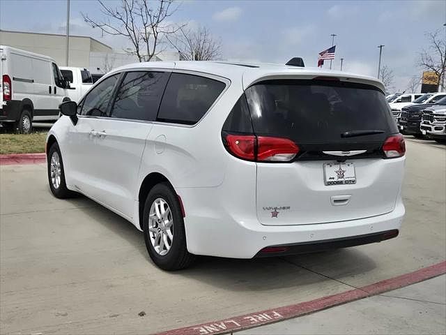 2026 Chrysler Voyager