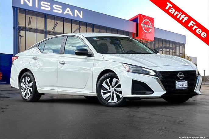 2025 Nissan Altima