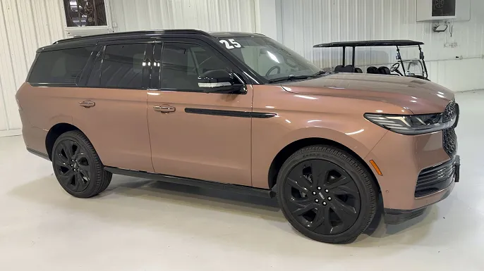 2025 Lincoln Navigator