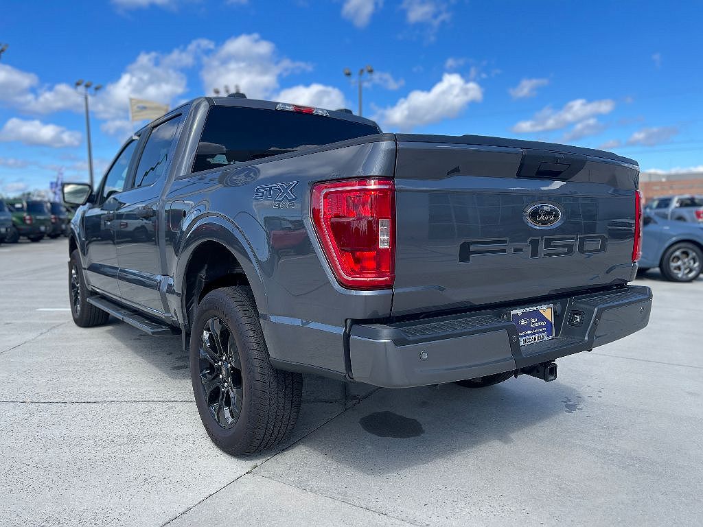 2022 Ford F-150 XL image 3