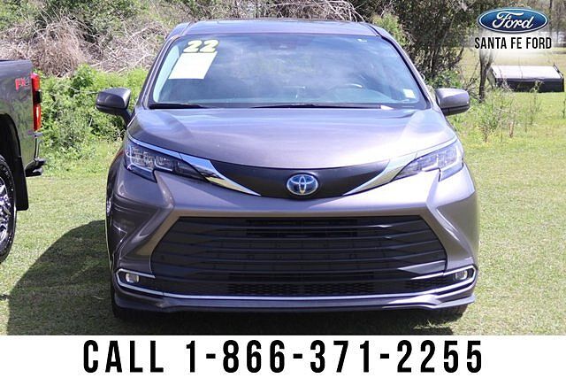 2022 Toyota Sienna