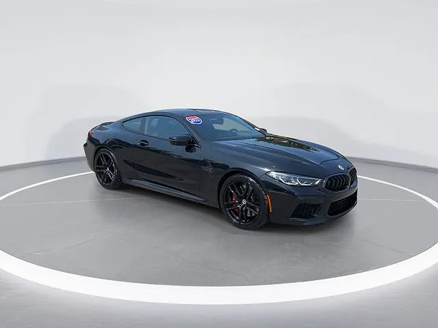 2023 BMW M8